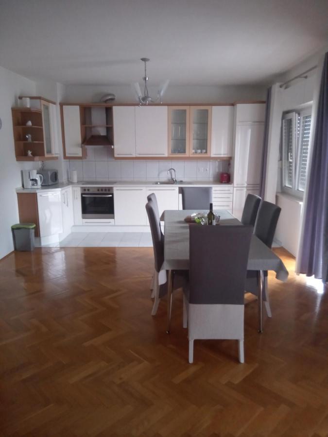 Apartman Teklić Kastela Dış mekan fotoğraf