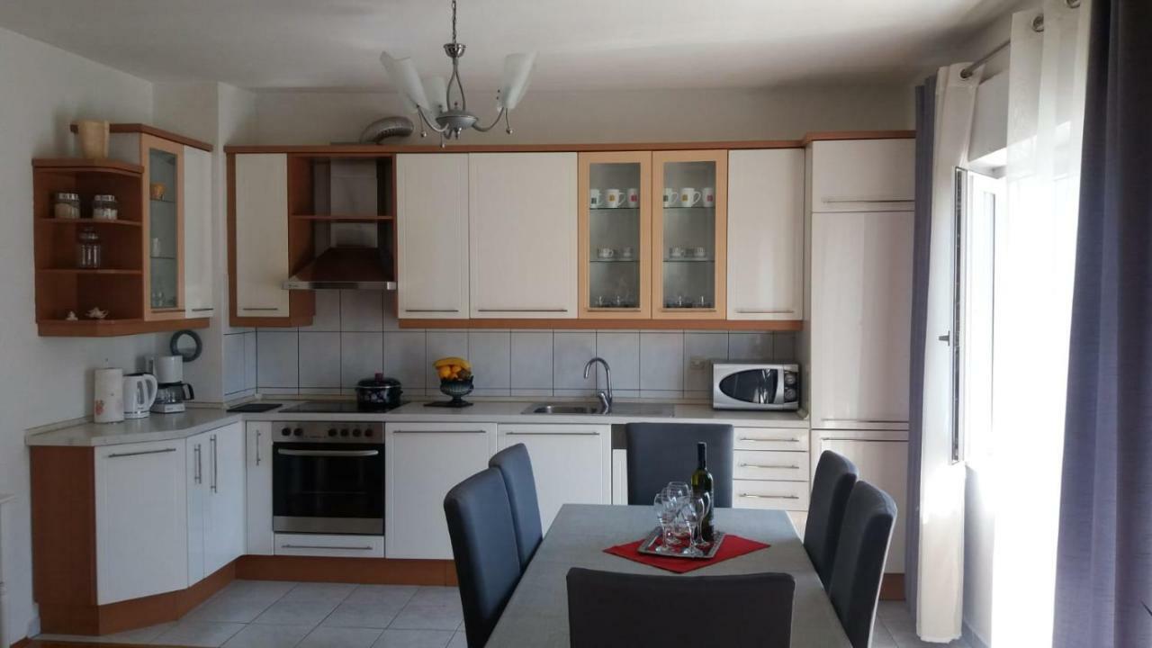 Apartman Teklić Kastela Dış mekan fotoğraf