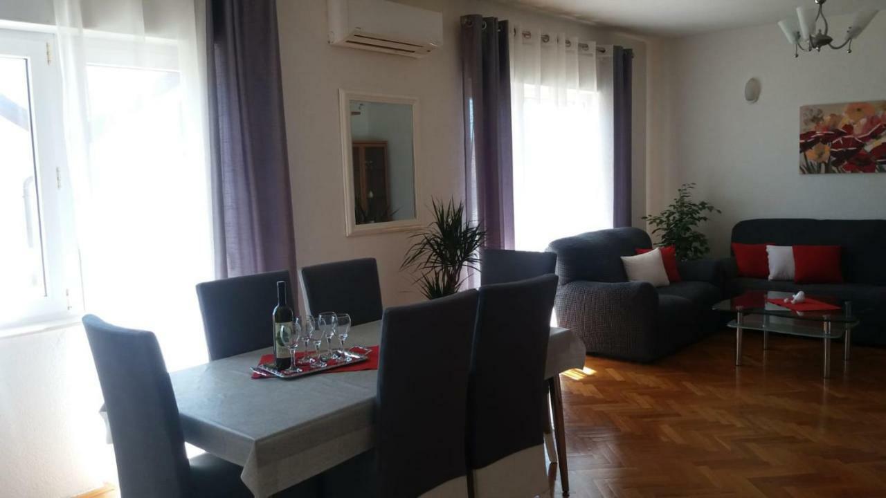 Apartman Teklić Kastela Dış mekan fotoğraf